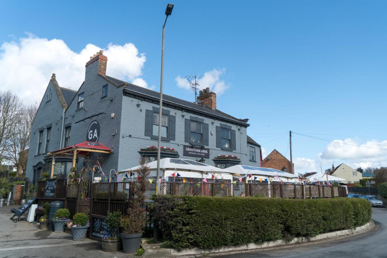 Grantham Arms Hotel Boroughbridge Exterior foto