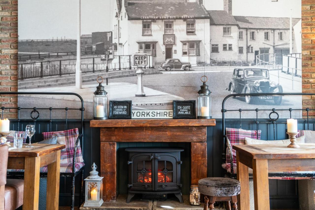 Grantham Arms Hotel Boroughbridge Exterior foto